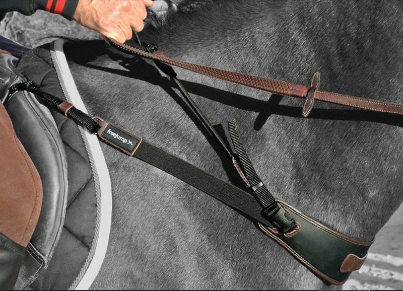 Le collier by FREEJUMP