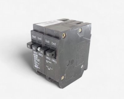 15A/30A/15A Quad Breaker (DNPL 153015)