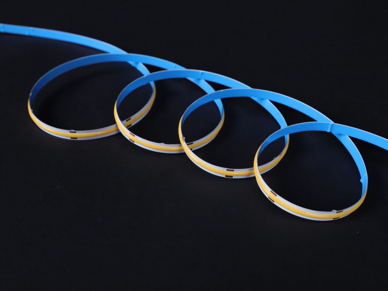 4M| COB LED Strip Light - 3K - 320P - IP65 - 5M