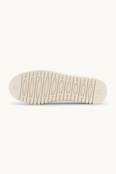 TULIP PERFED SHOE