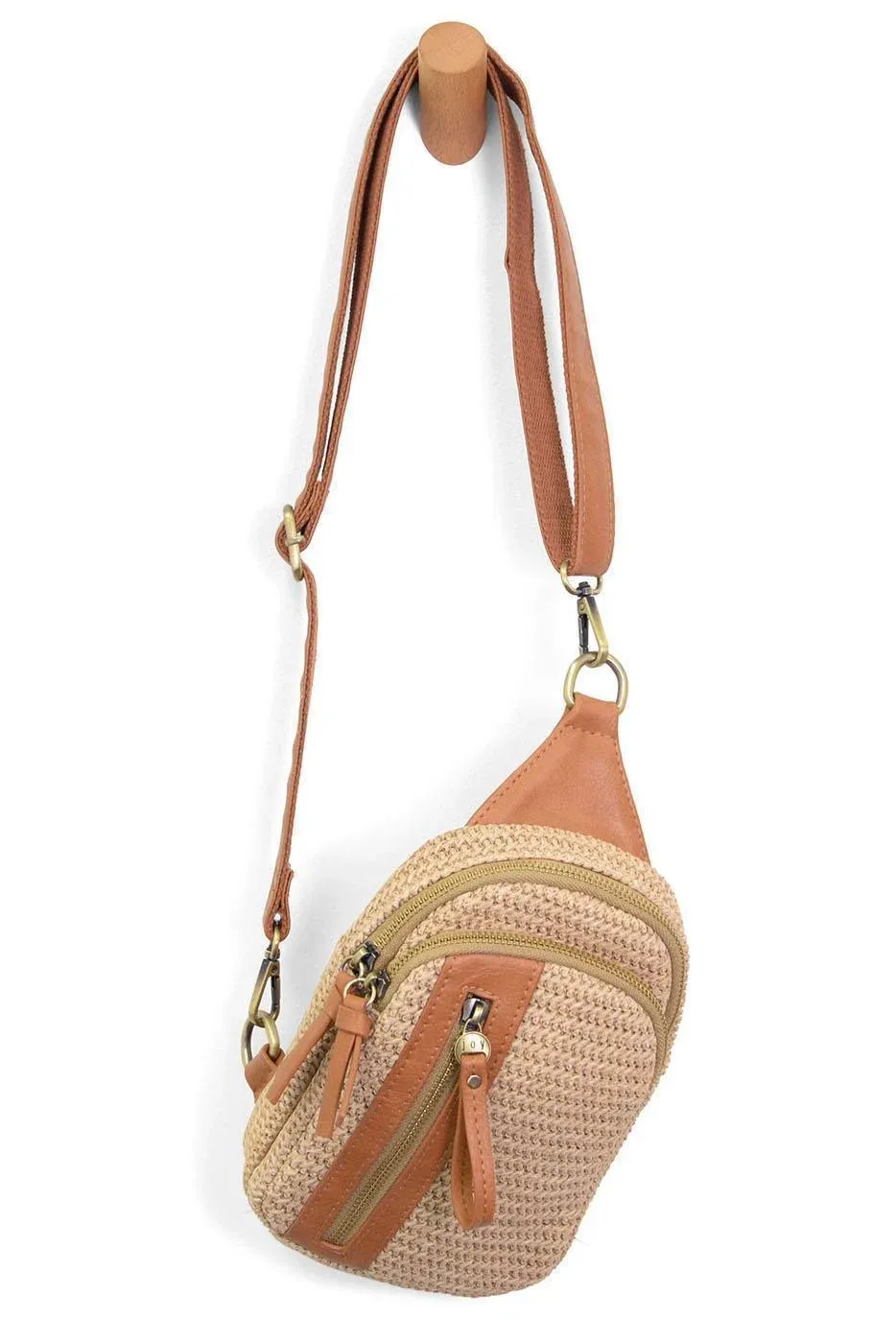 SKYLAR STRAW SLING BAG L8279