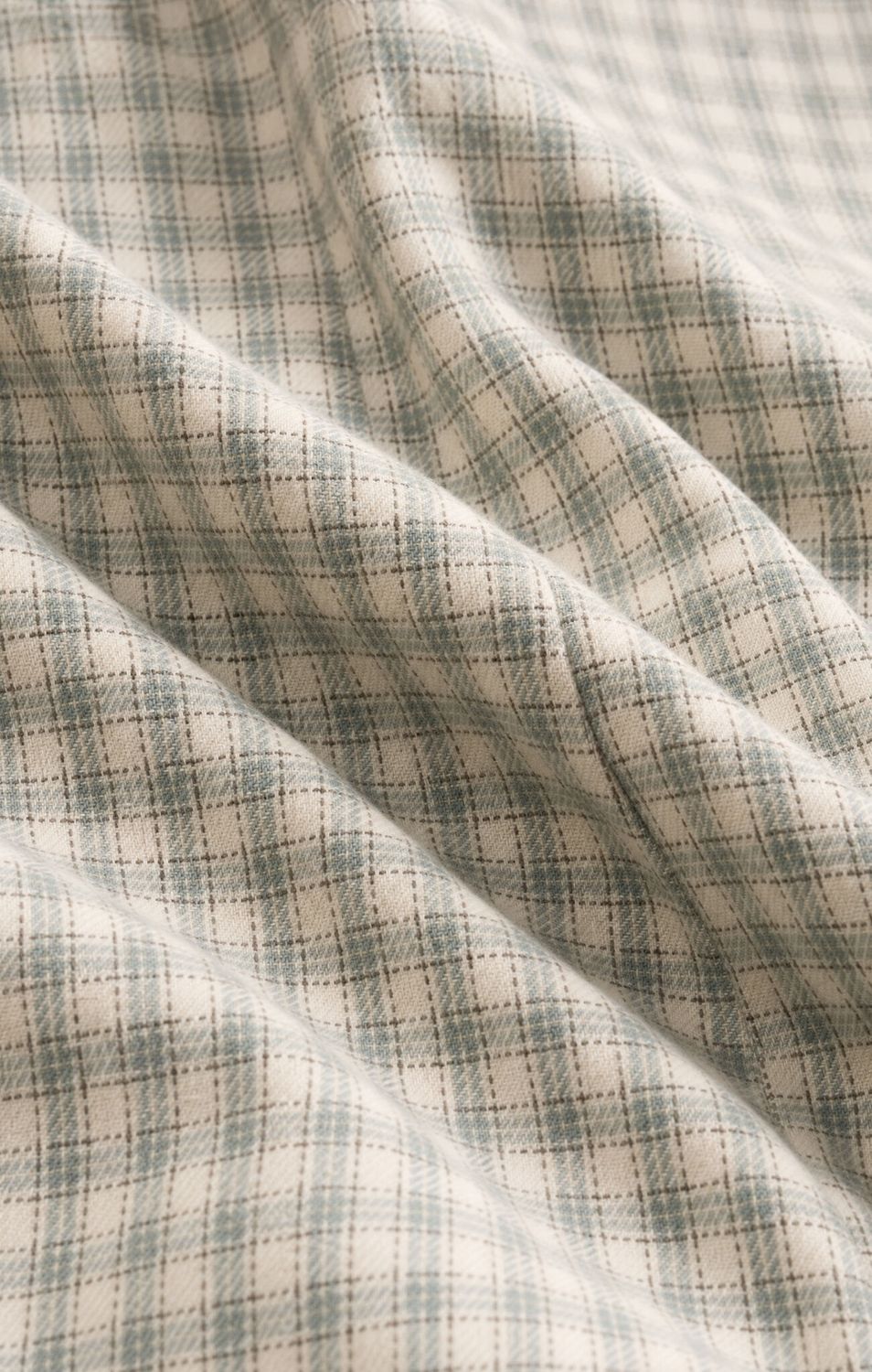 RIVER PLAID BUTTON UP ZT253834