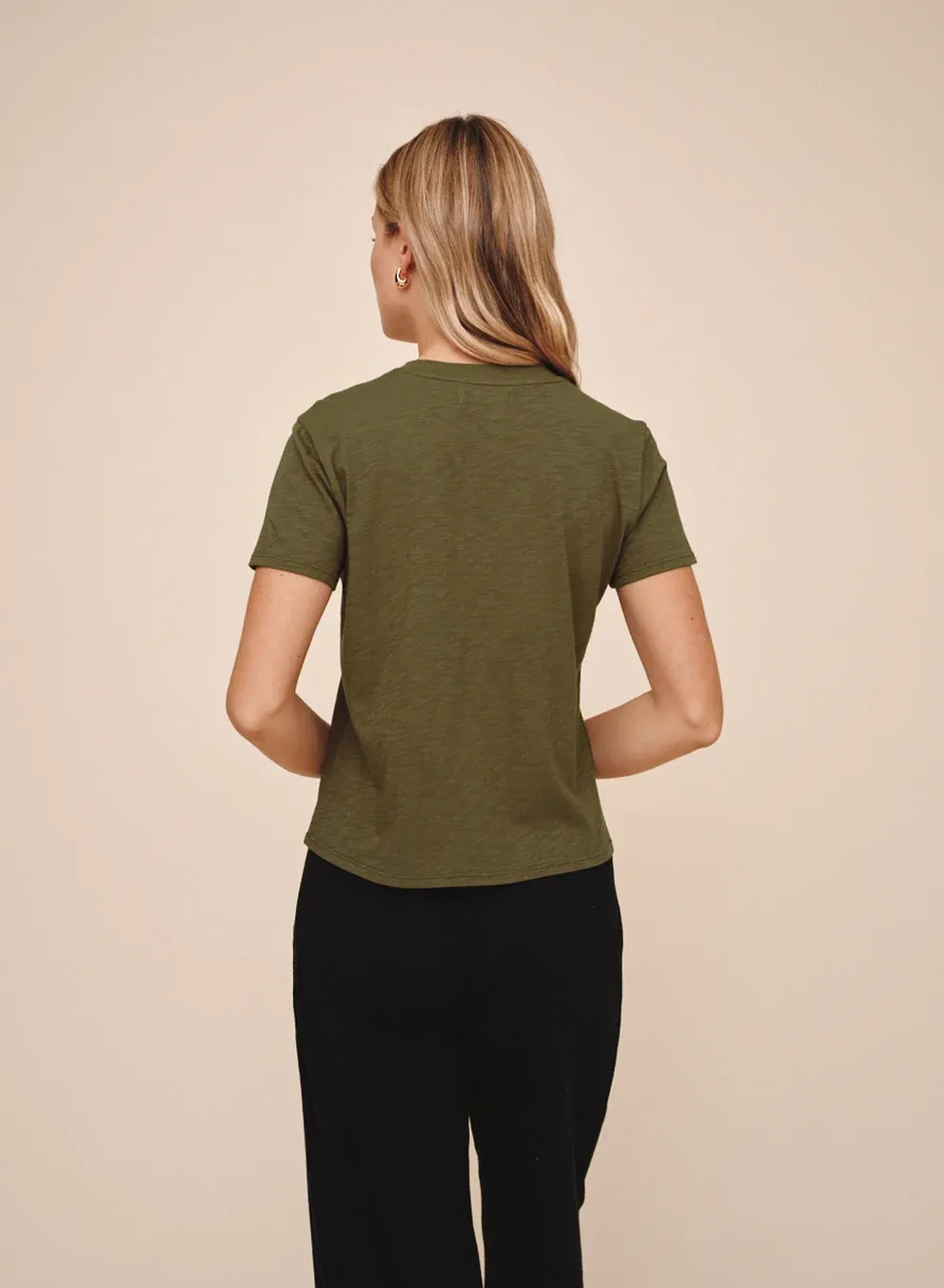 V-NECK TEE BDSH  B2797-G28-302