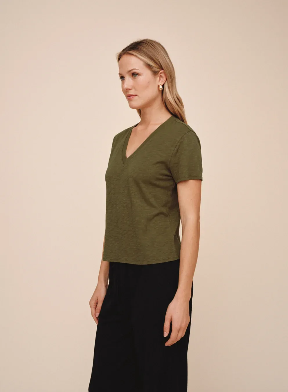 V-NECK TEE BDSH  B2797-G28-302