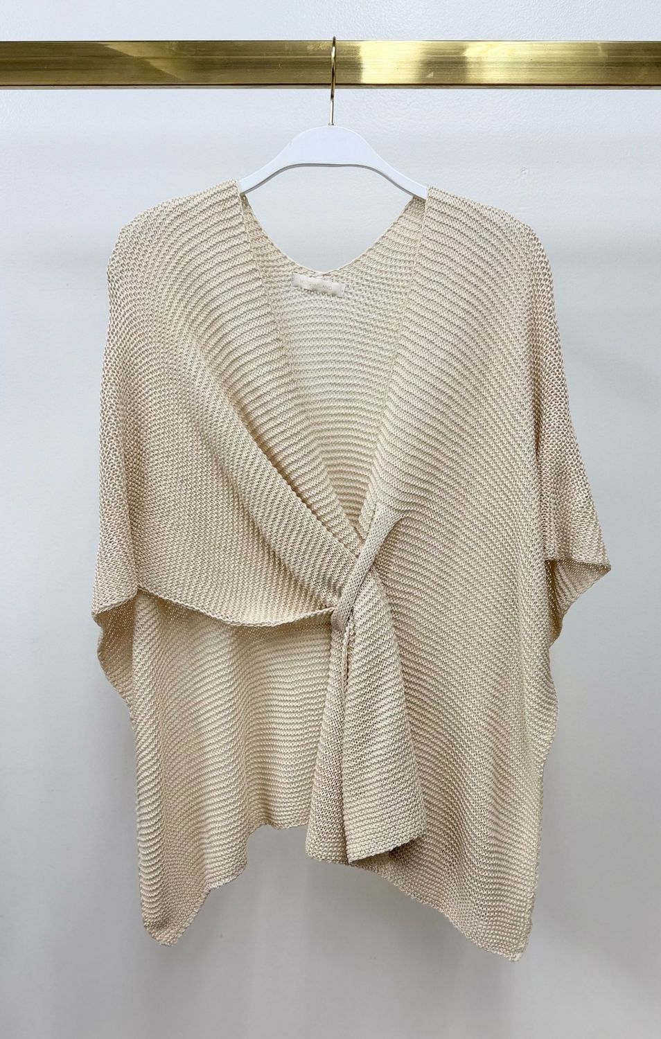 KNIT FRONT WRAP SHAWL 800972