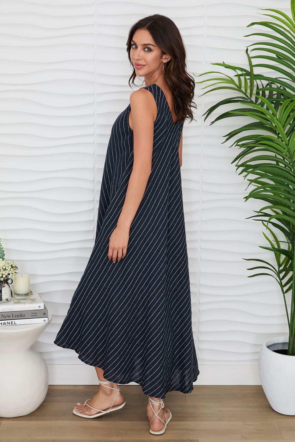 TEXTURED STRIPE LINEN V-NECK DRESS 155094R