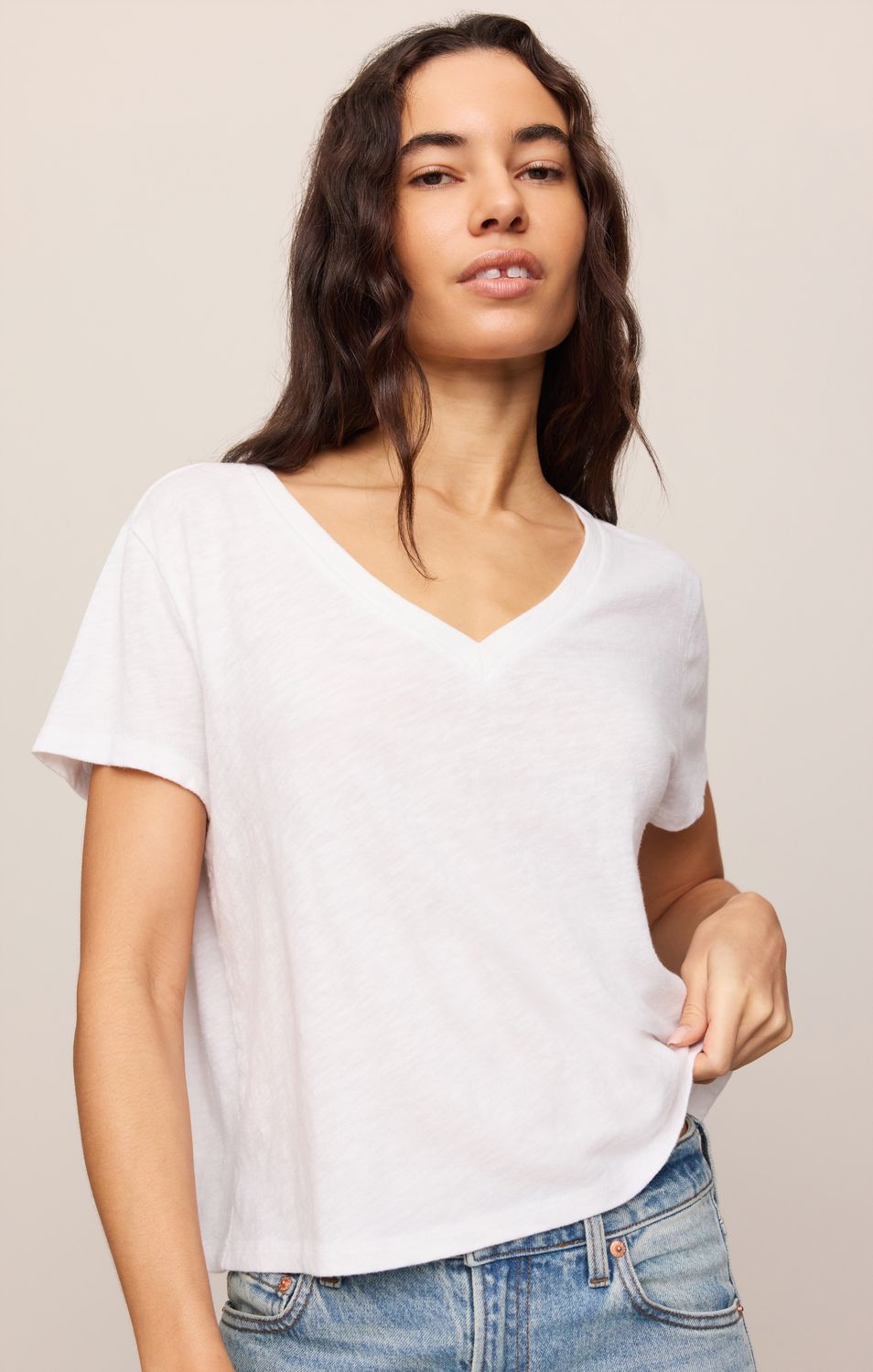 NOMAD V NECK TEE ZT263210