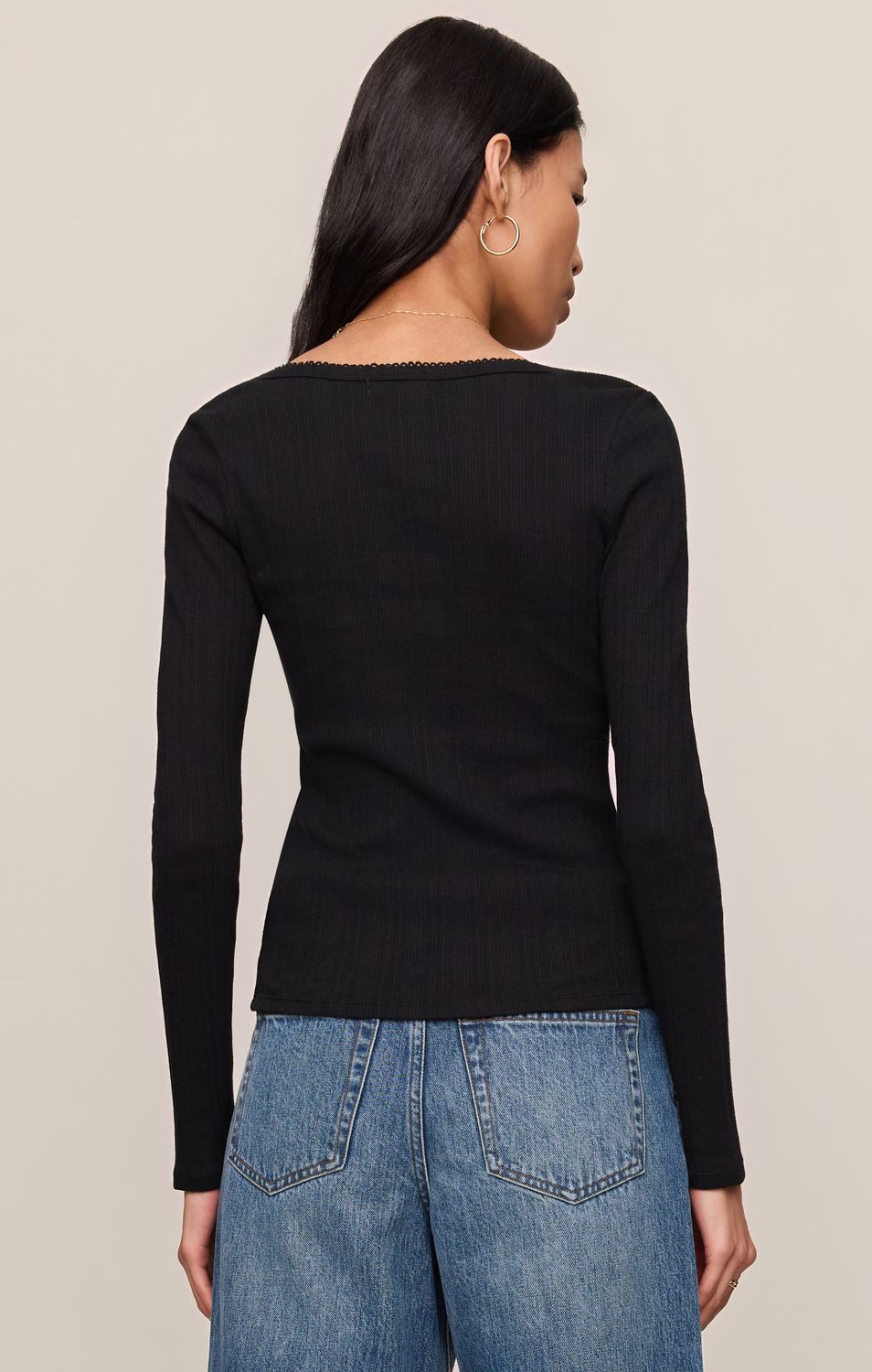 AUDRI SCALLOPED TOP ZT263278