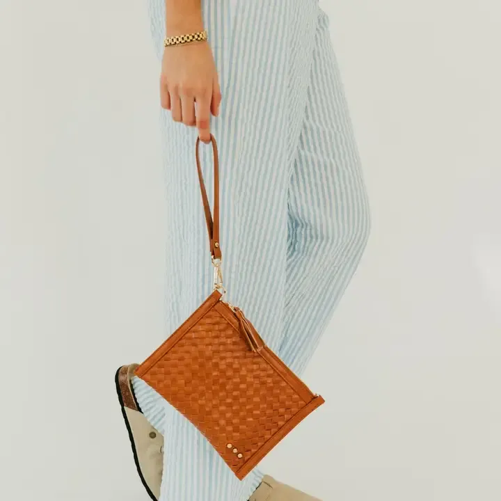 VEDA WOVEN CRSSBDY/CLUTCH