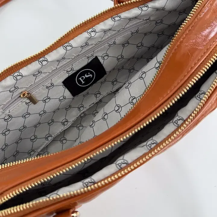 ARLYS BARREL SHOULDER BAG