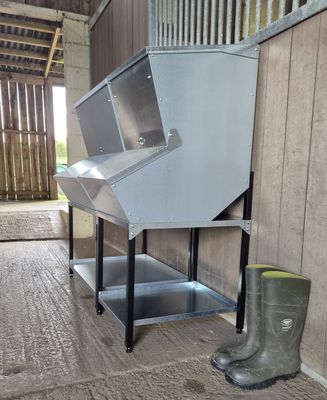My-Fifo 800 - Large Feed Hopper Bin