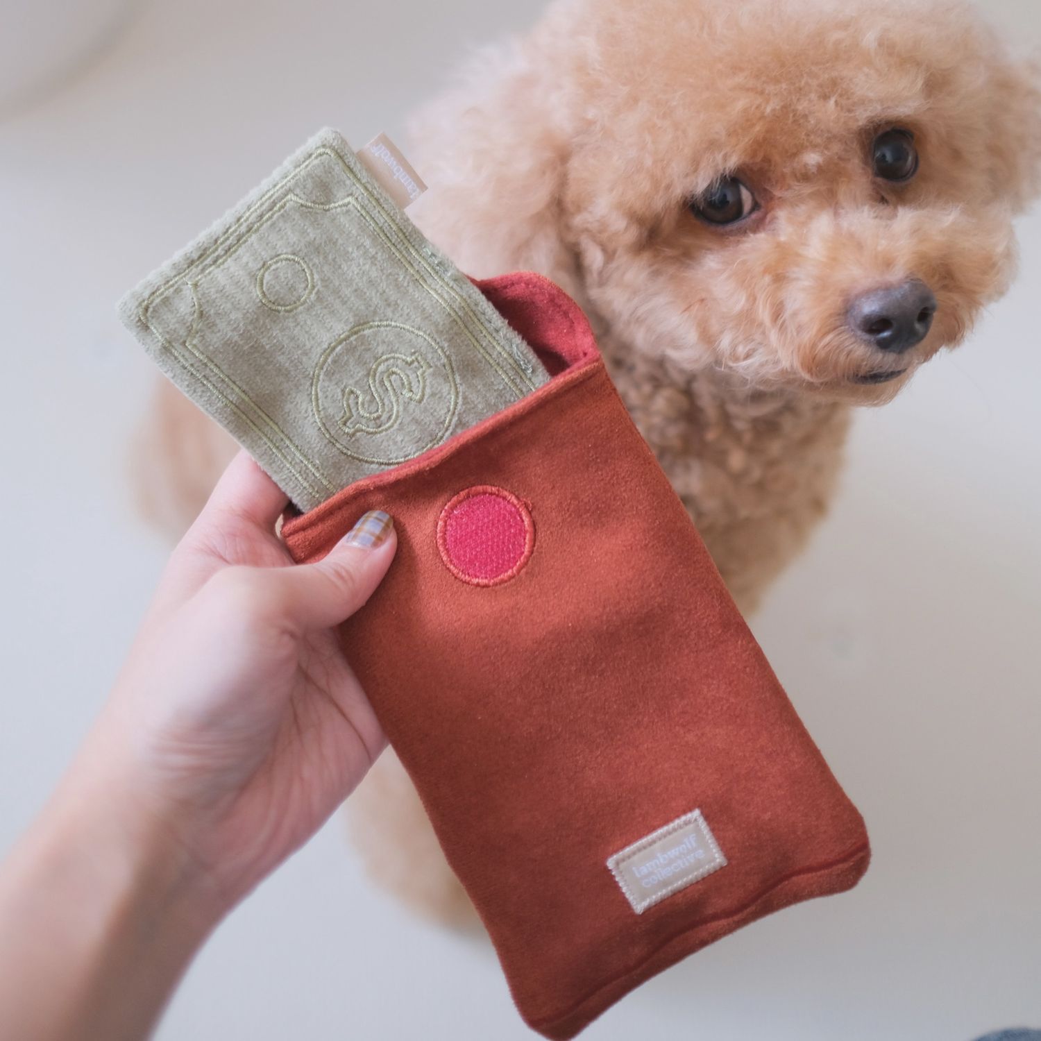 Lambwolf Red Pocket//Enrichment Dog Toy