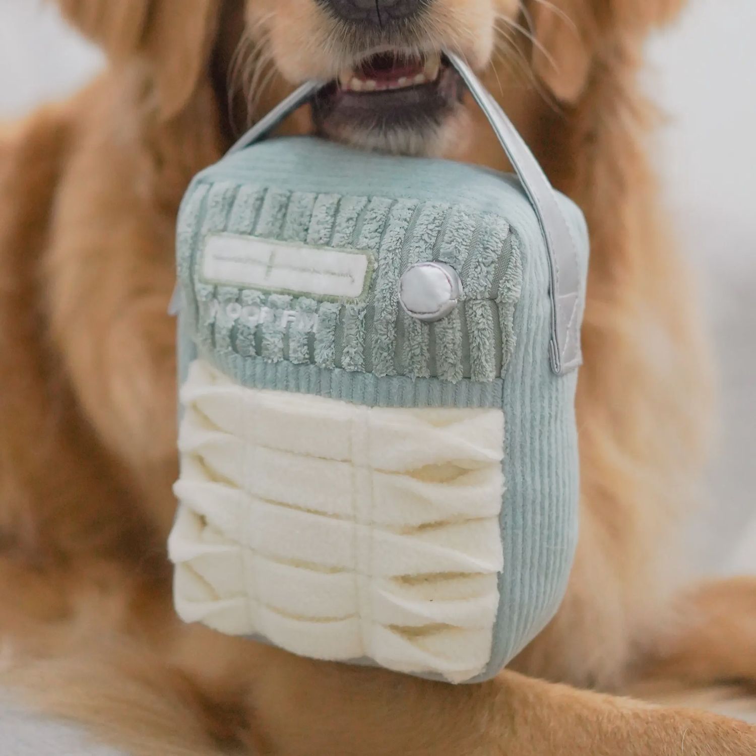 Lambwolf Woof Fm//Enrichment Dog Toy