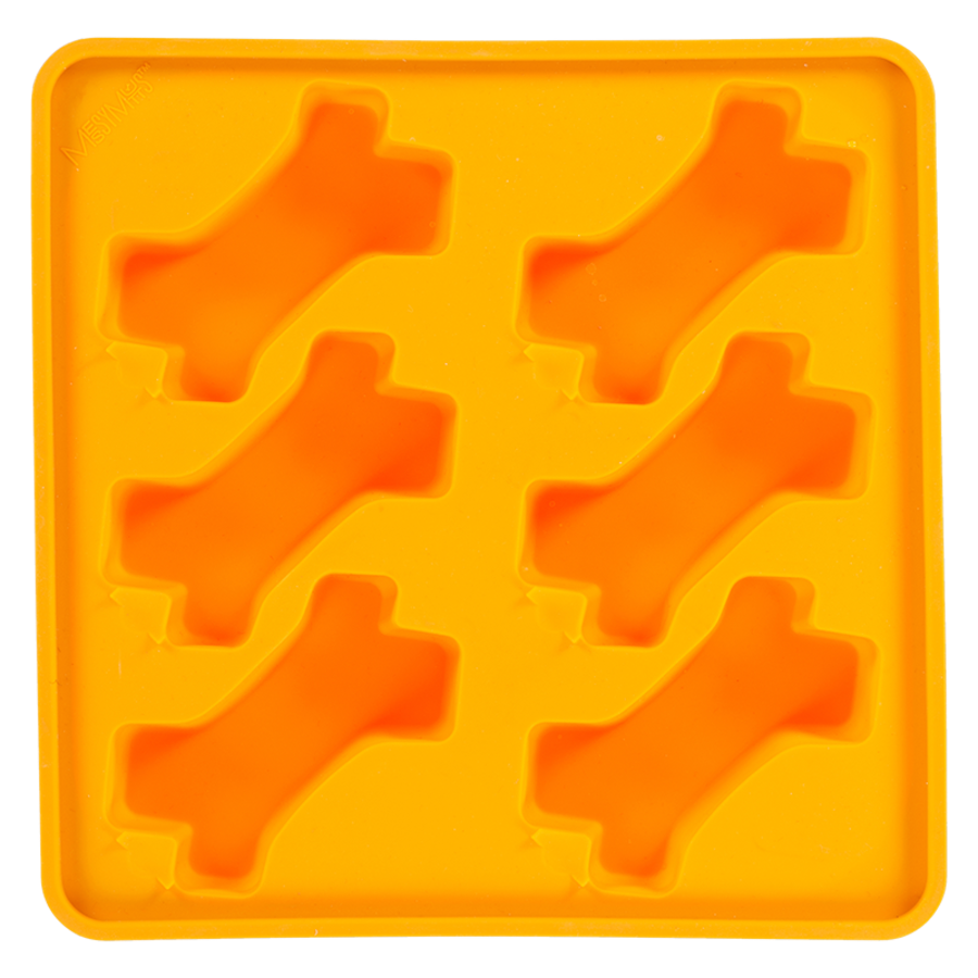MESSY MUTTS DOG FRAMED SILICONE INTERACTIVE POPSICLE MOLD 10IN X 10IN ORANGE
