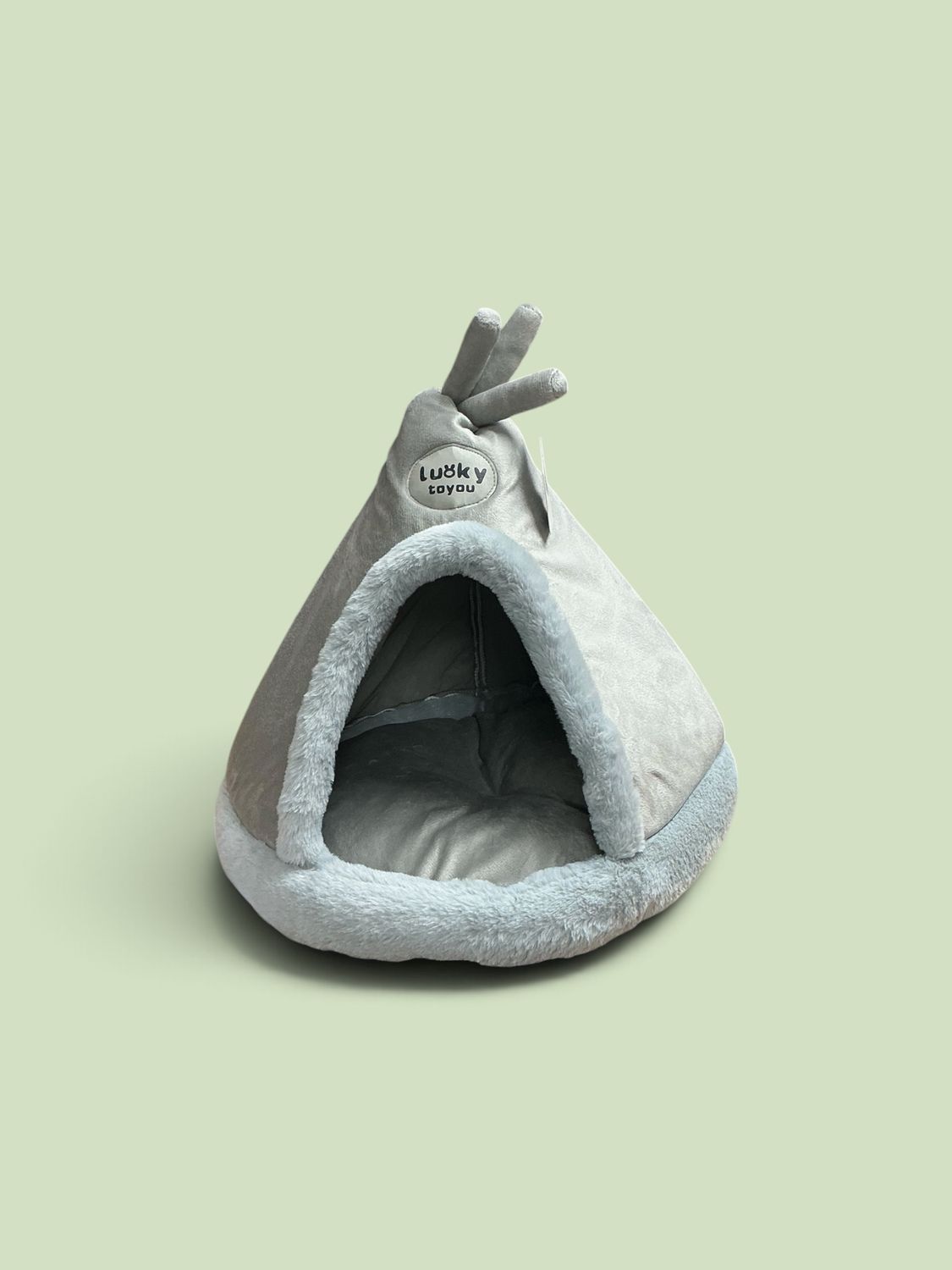 WD Cat Cave Bed Medium