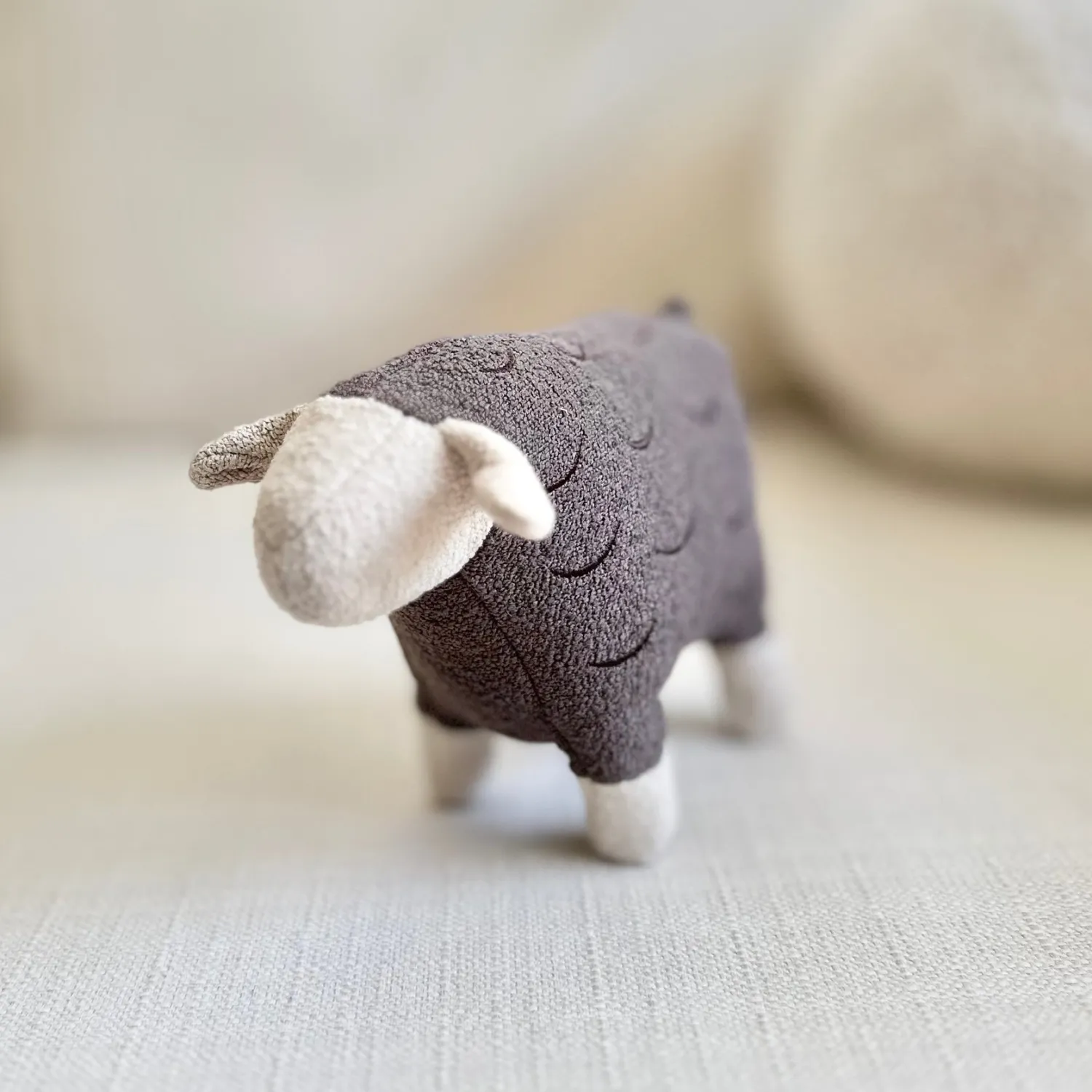 LAMBWOLF Barry  Squeaky + Cuddle Dog Toy