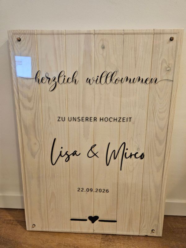 Miet mich: Tafel cremeweiß  mit Acrylglas Preis ab: