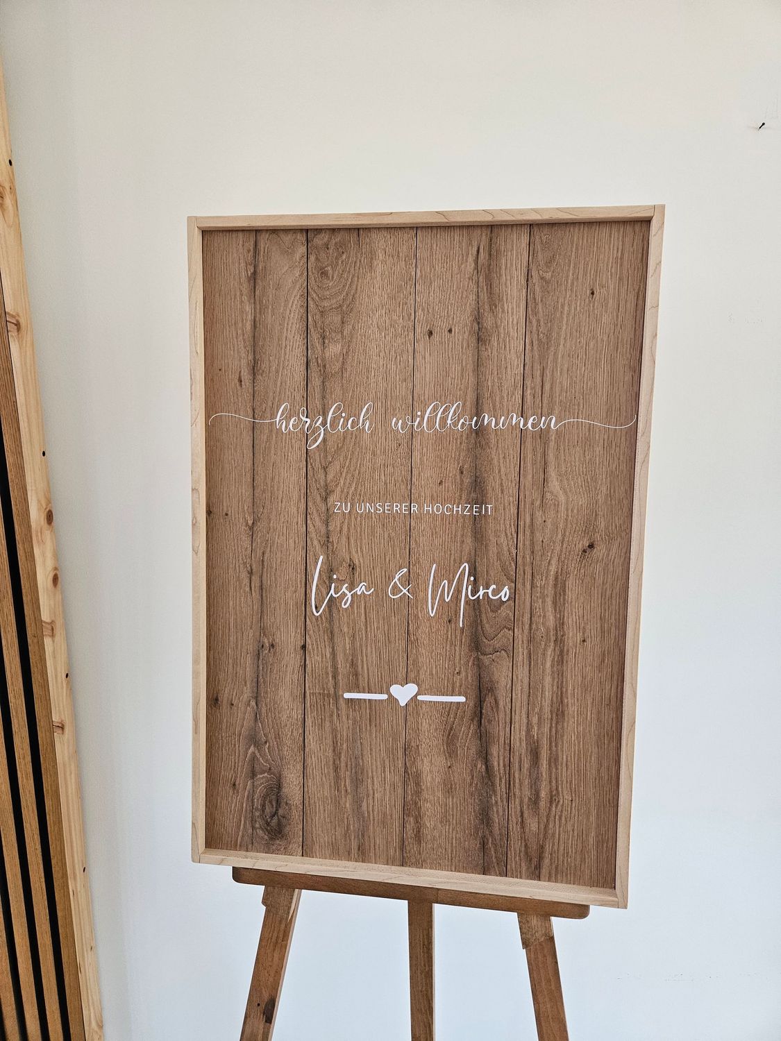 Miet mich: Tafel Altholz heller Rahmen "Dominic"  -> Preis ab: