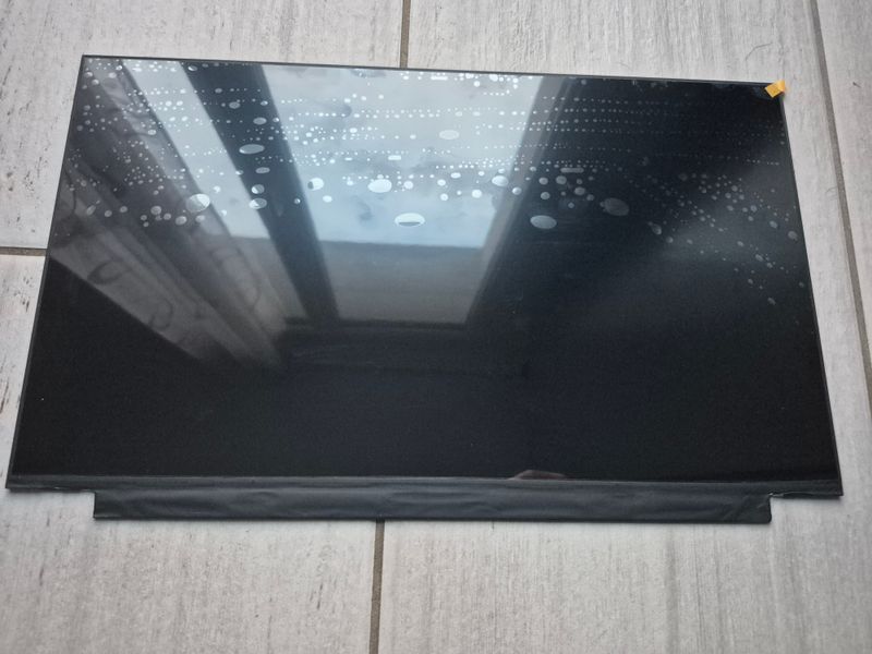 Dalle LCD 360Hz pour ordinateur portable