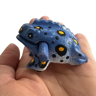 1.5" Stone Frog