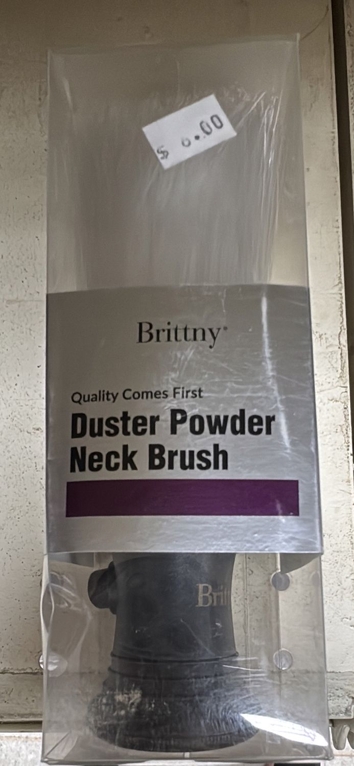DREAM BRUSH NECK DUSTER POWDER PLASTIC