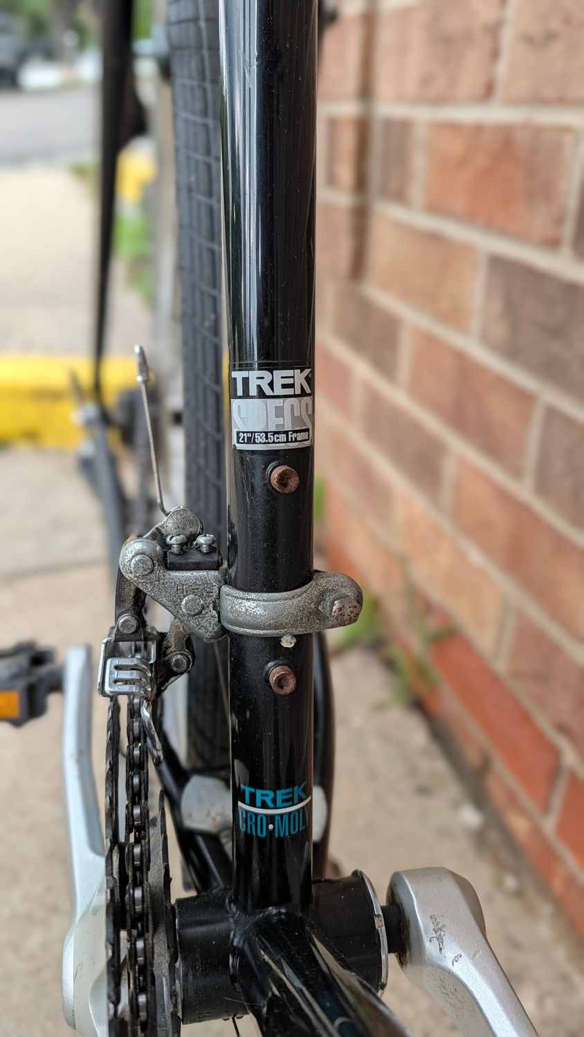 Used Trek 800 - Black- XL