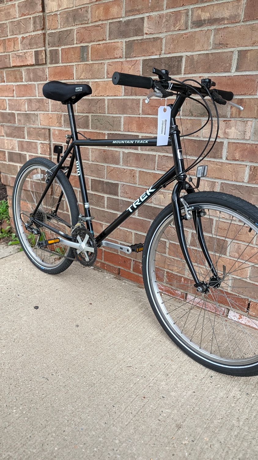 Used Trek 800 - Black- XL