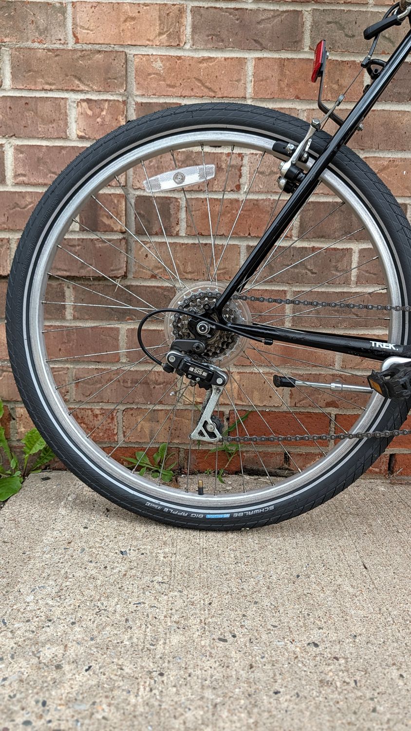 Used Trek 800 - Black- XL