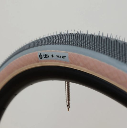 Ultradynamico Cava Race - 700 x 42 - Grey