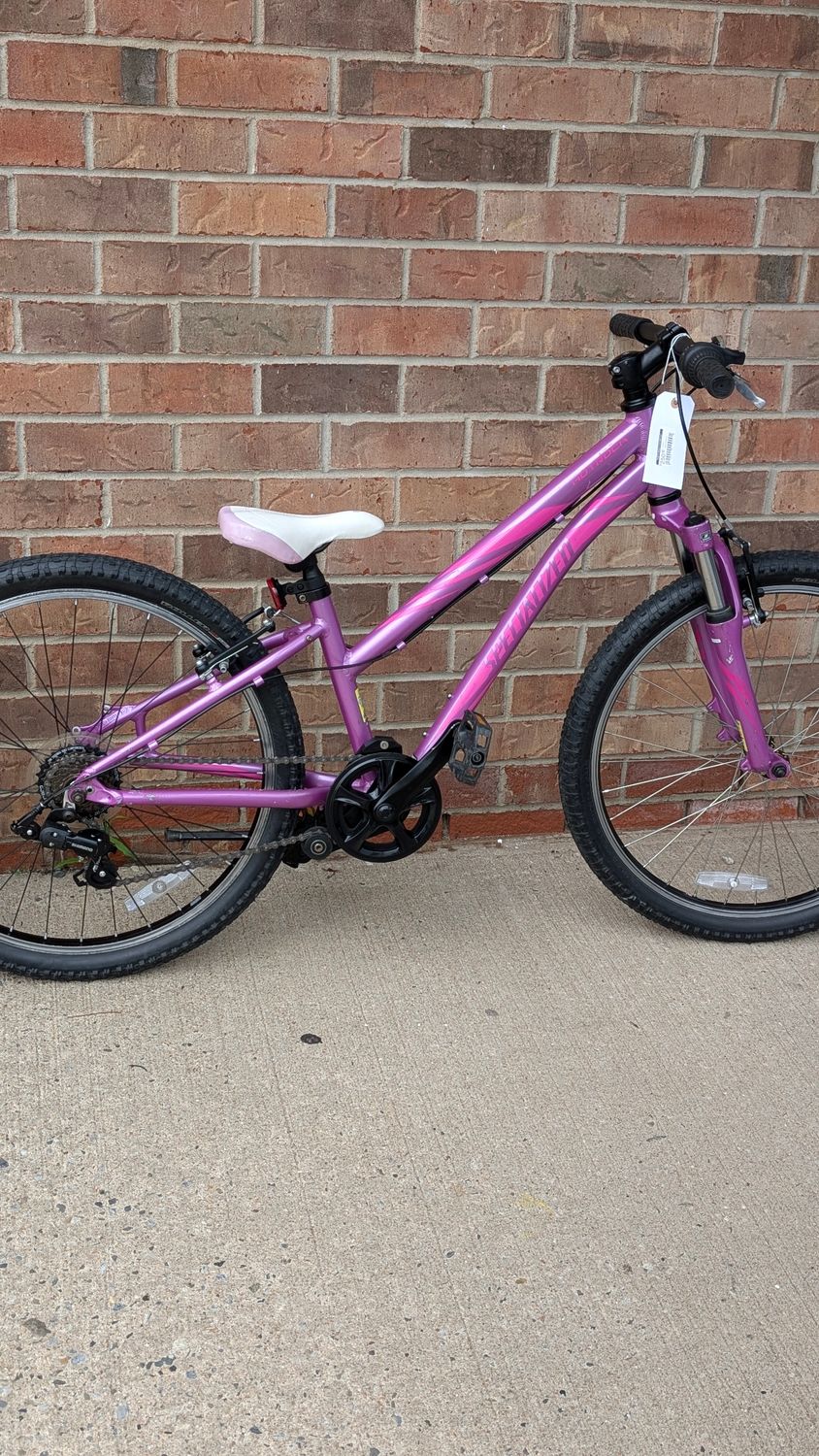 Used Specialized Hotrock - Pink - 24”