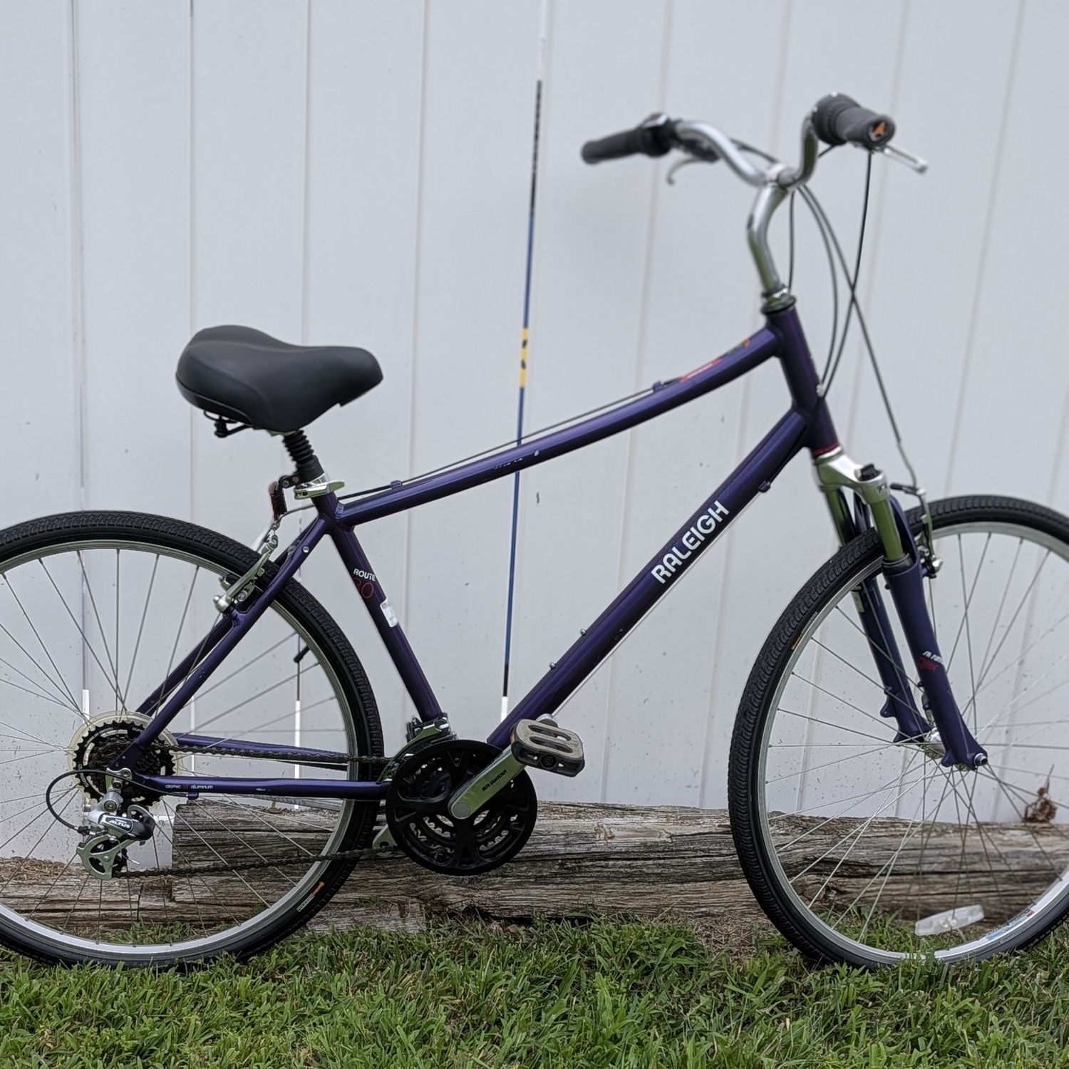 Used Raleigh Route 30 - Purple - Large