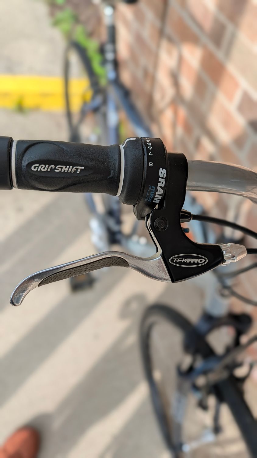Used Trek 7200 - Silver - XXL