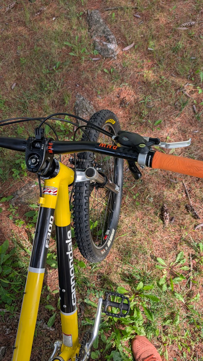 Used Cannondale F300 - Medium - Yellow