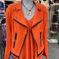 Frank Lyman Jacket, Size: S