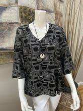 Black &amp; White Top With Necklace, Size: S