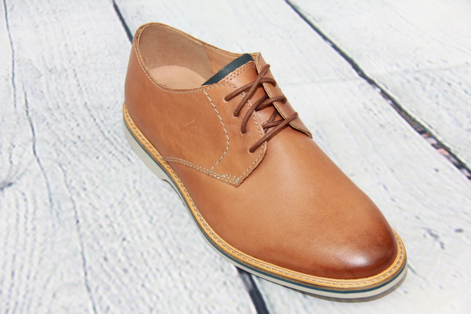 Clarks Atticus Lace