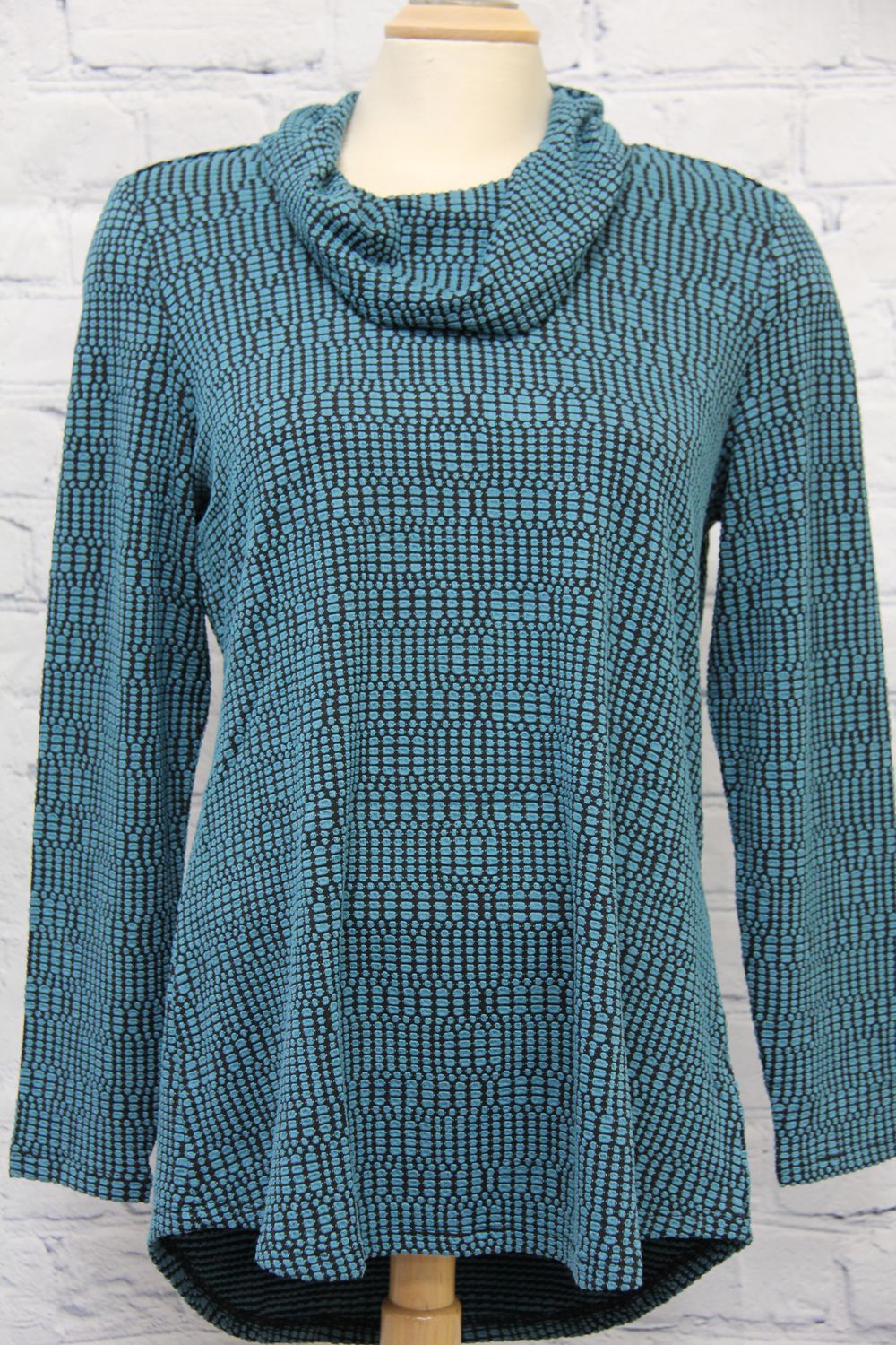 Hi Lo Cowl, Size: S