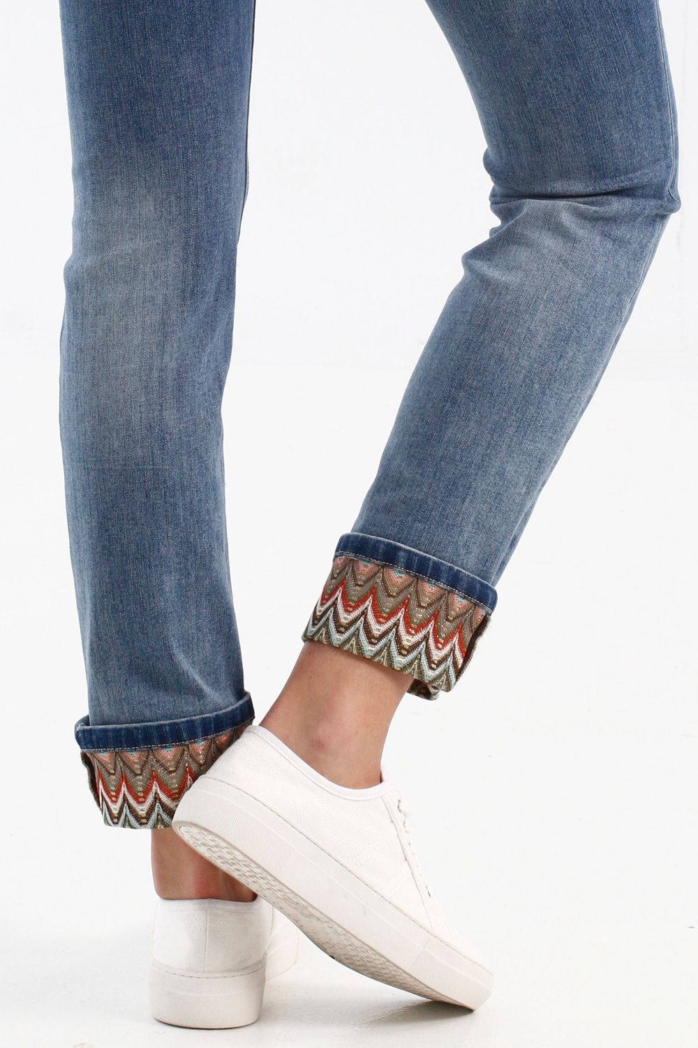 Jean With Crochet Detail, Size: 4