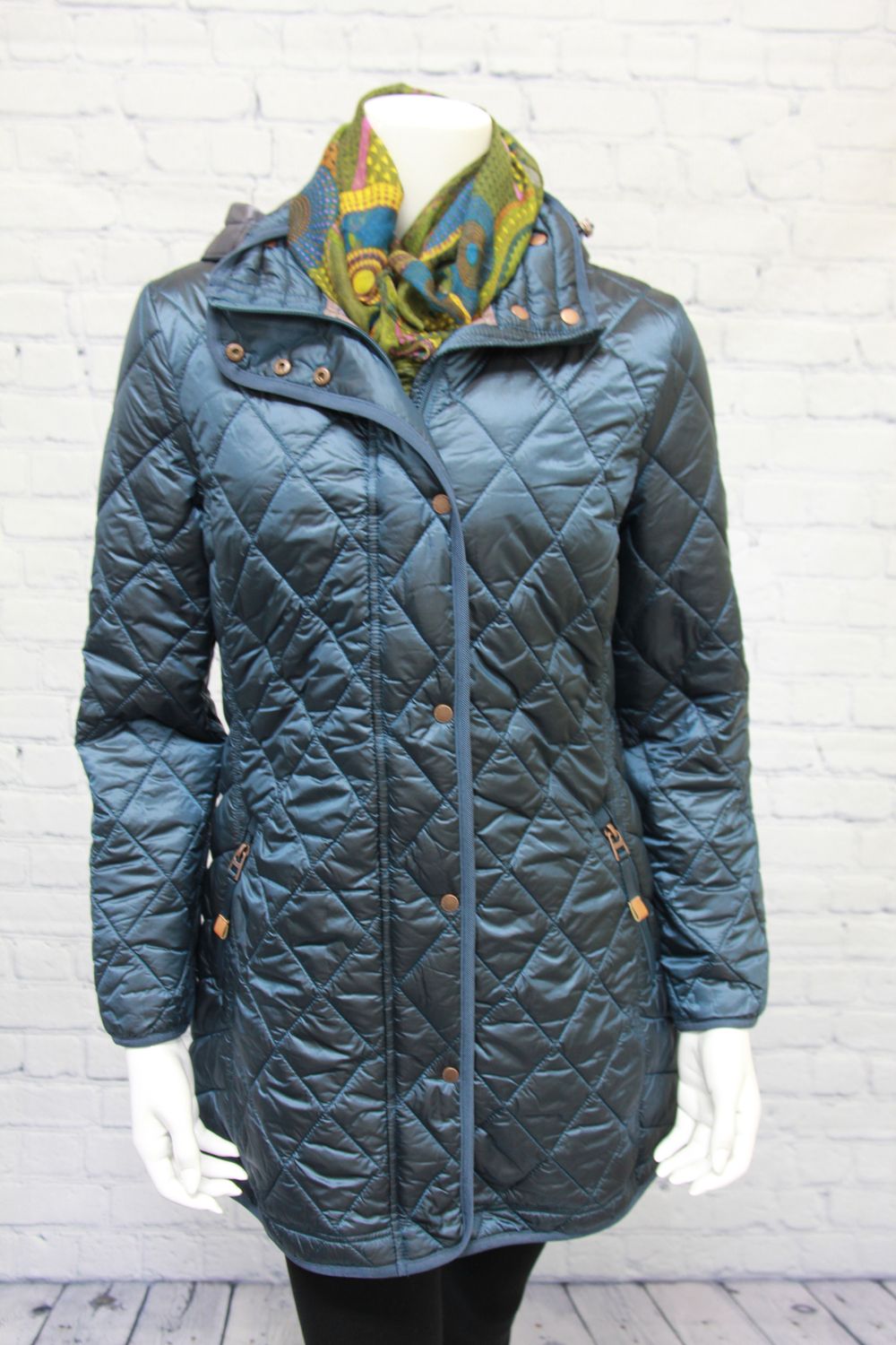 Jacket, Size: 6