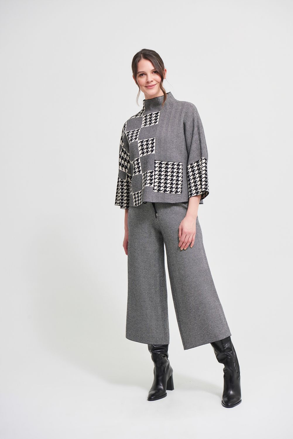 Houndstooth Culotte Pants Style 213920