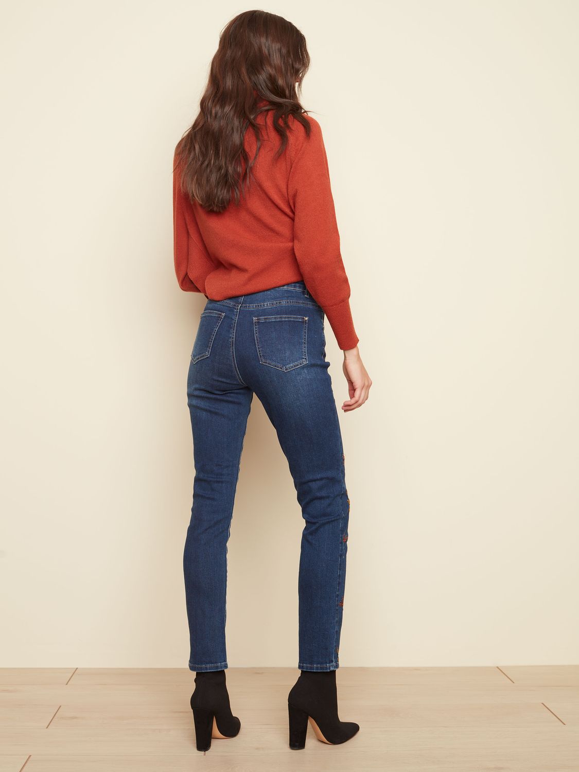 Embroidery Jean