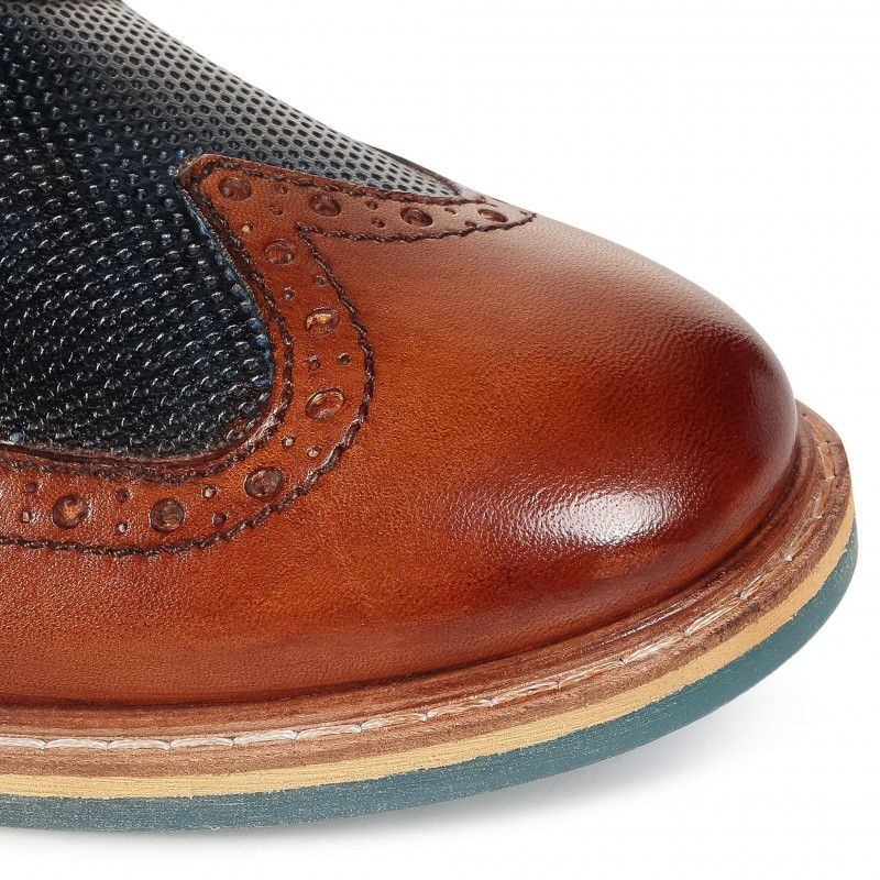 Cognac/Dark Blue Shoe