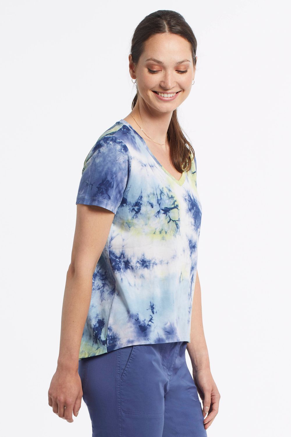 Short Sleeve V-Neck Tee 4903O