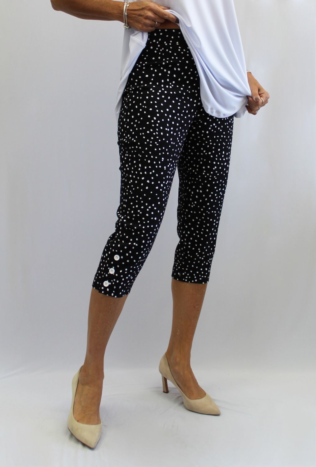 Pant 55405, Color: Black/White, Size: 4