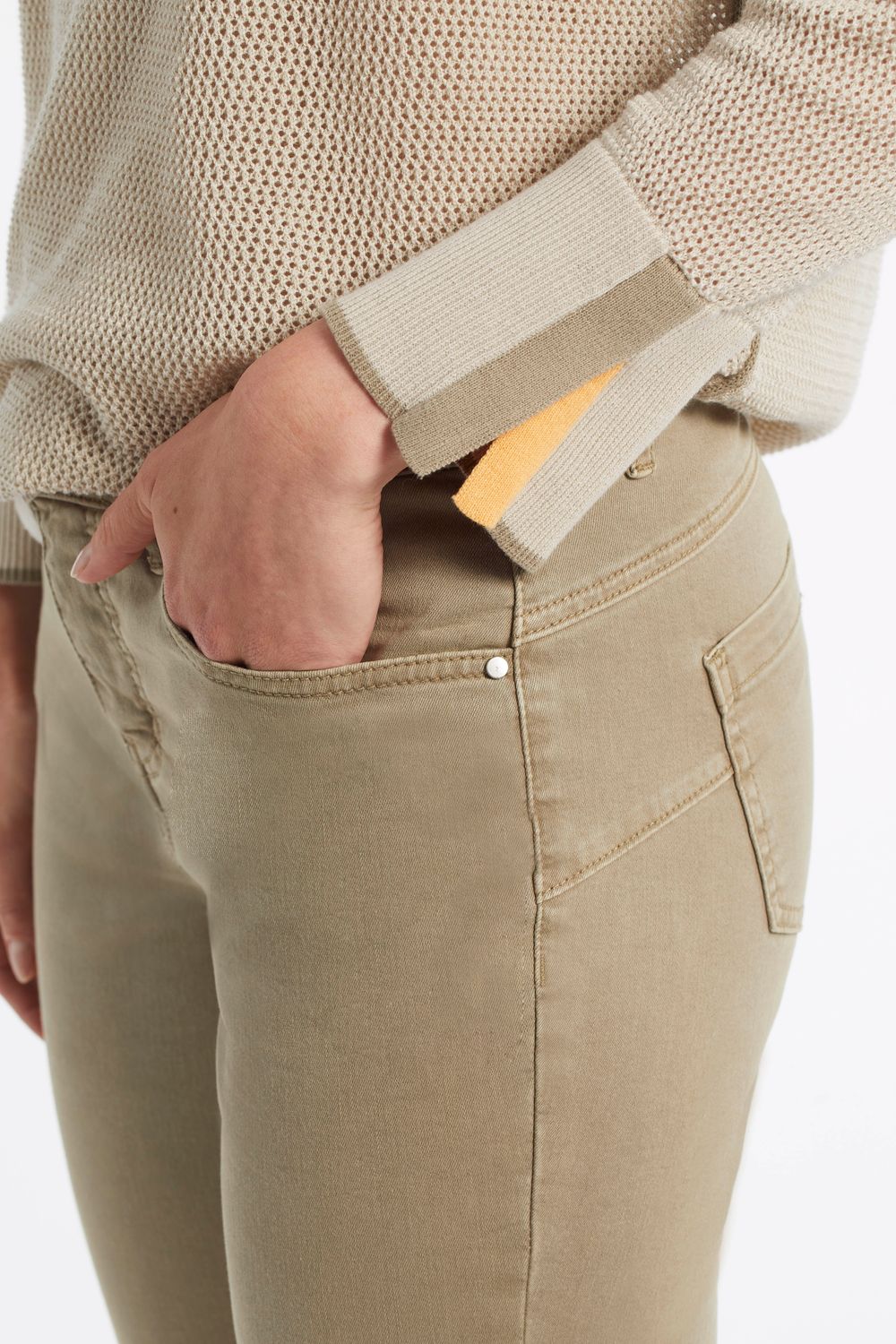 5 Pocket Bermuda (2 Colors) 4930O