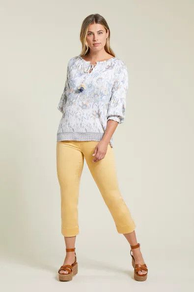5 Pocket Pull On Flare Capri 4935O
