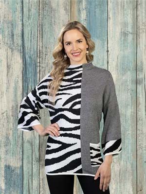 Flair Sleeve Pullover V9816