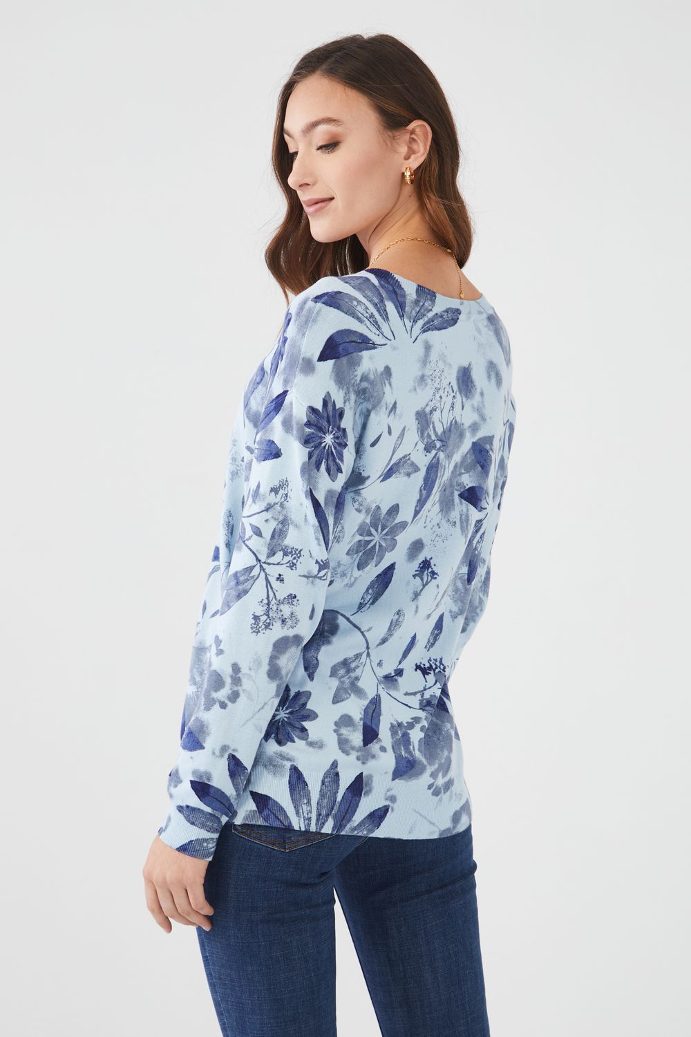 Printed Long Sleeve Sweater 3739841