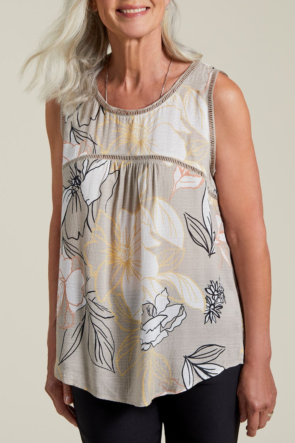 Sleeveless Blouse With Detail 1271O