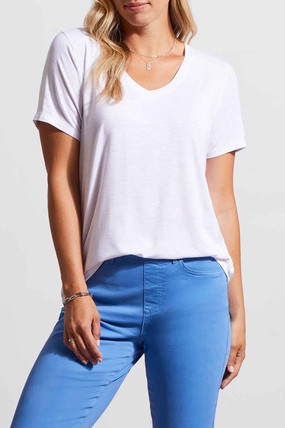 V Neck Short Sleeve Top With Special Stitiching 1730O-5243